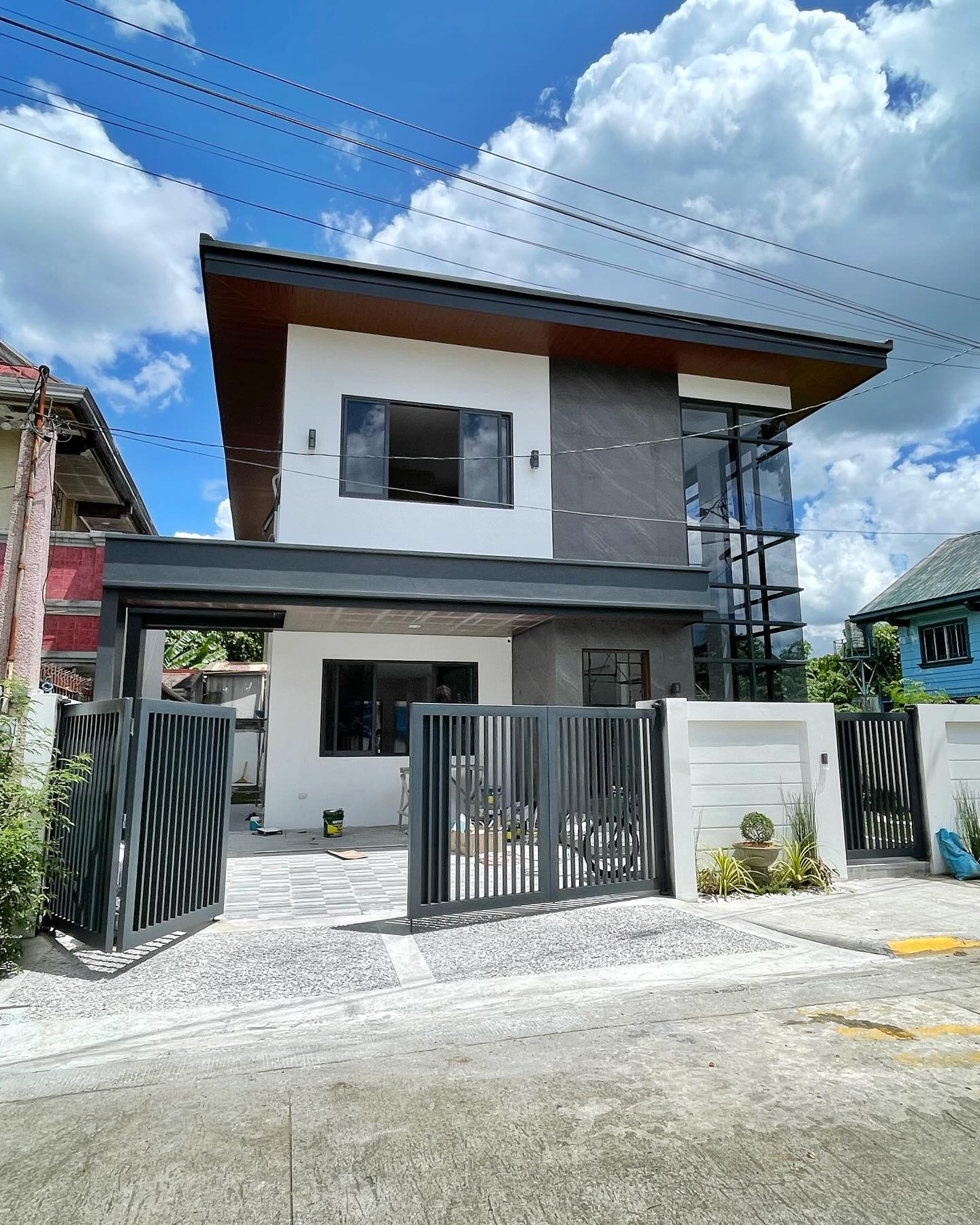 Brand New Modern Contemporary House in Filinvest, Batasan Hills Quezon City photo 1