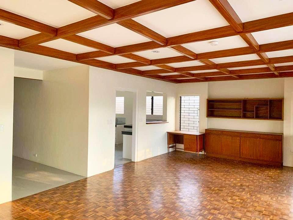Merville Park Subdivision 5 Bedroom House with Garden For Sale photo 4