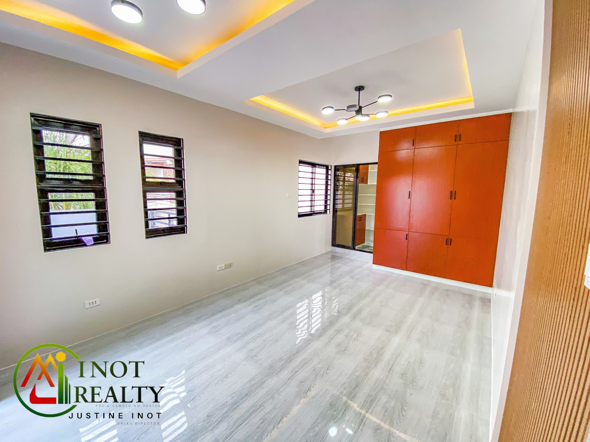 Brand New Modern Design Single Detached House For Sale photo 5
