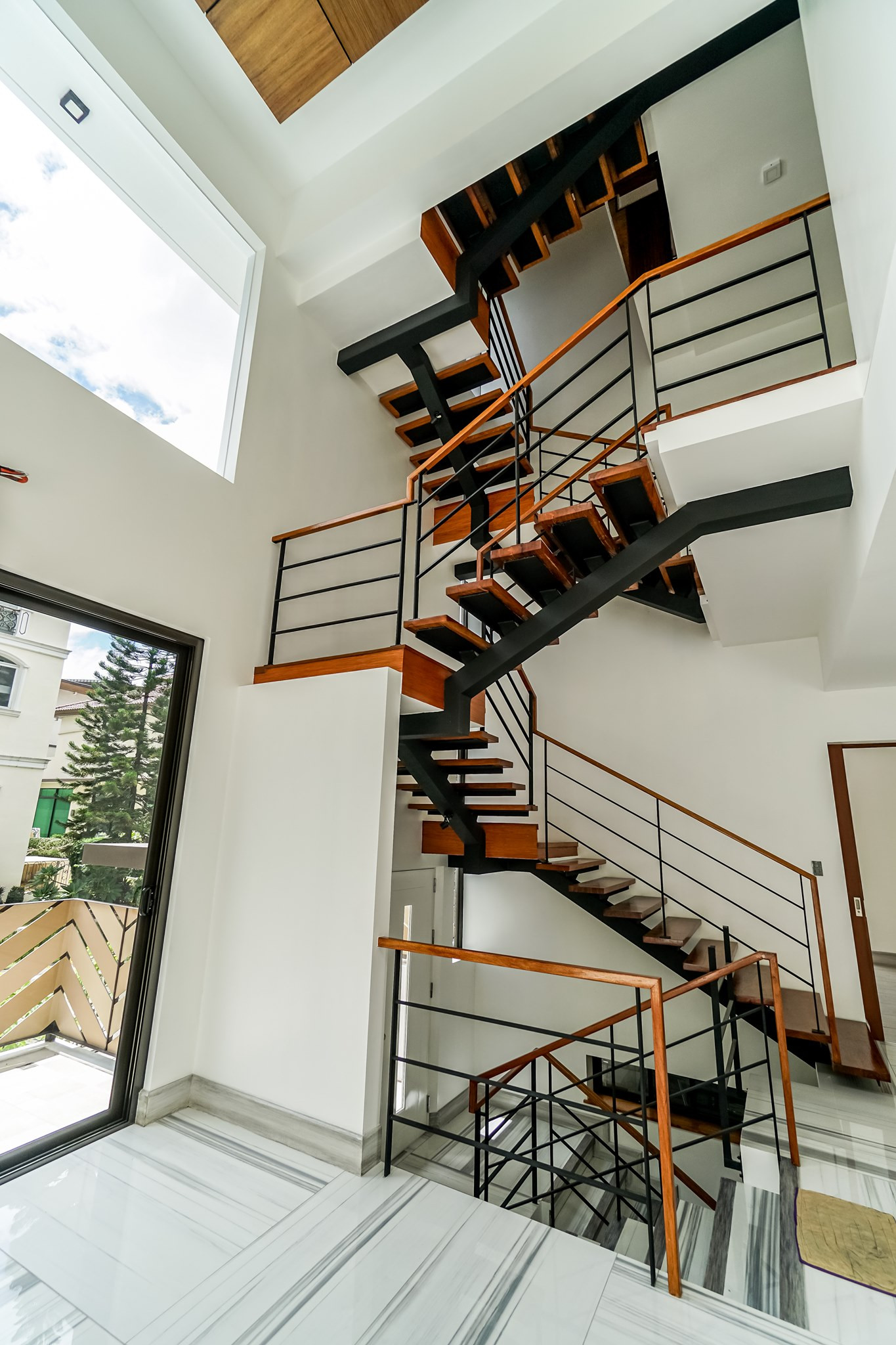 Brand new top-end house and lot with elevator located in McKinley Hills Village photo 3