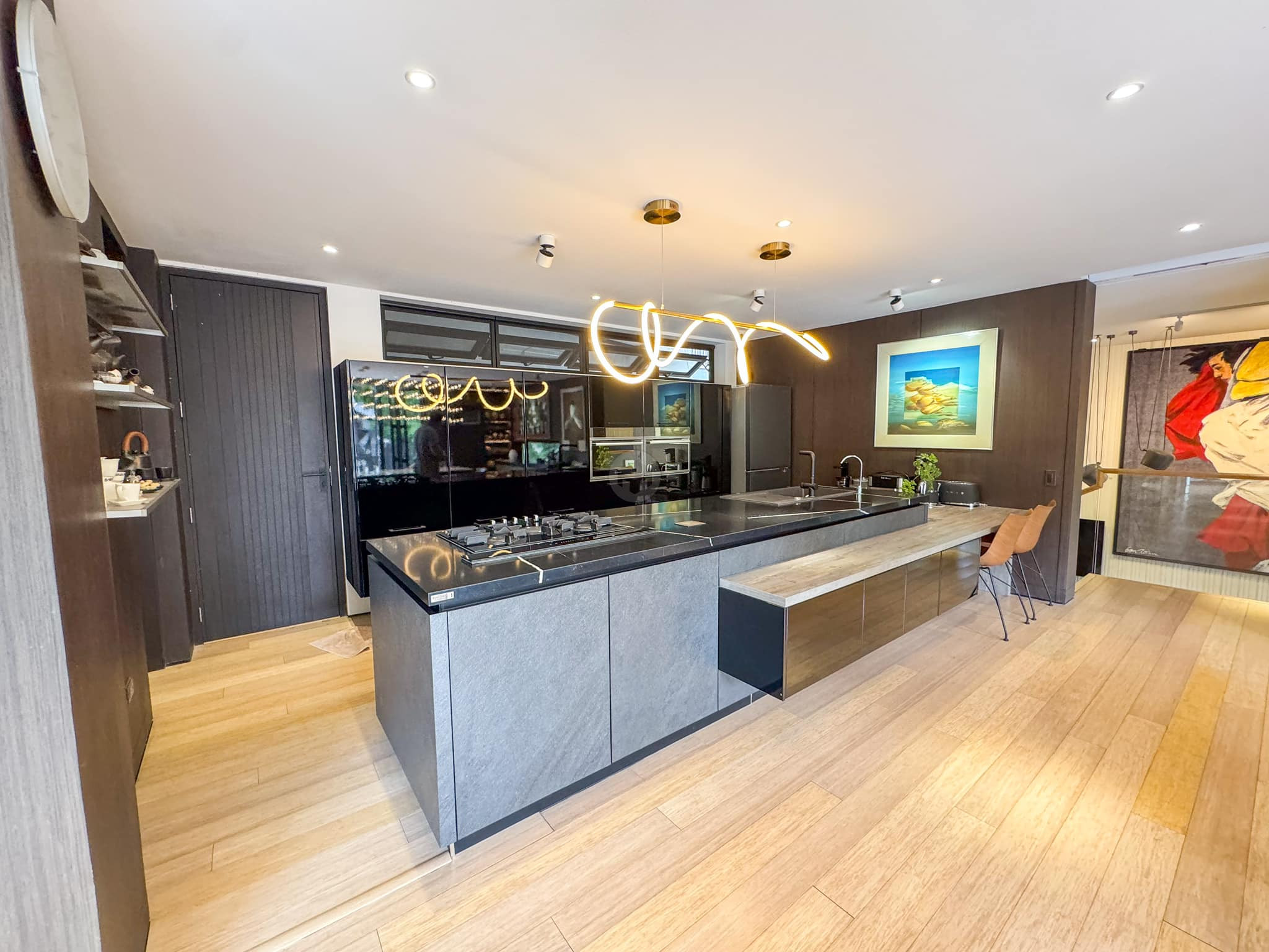 A Glorious 5 Bedroom House and Lot for Sale in St. Ignatius Village, photo 3