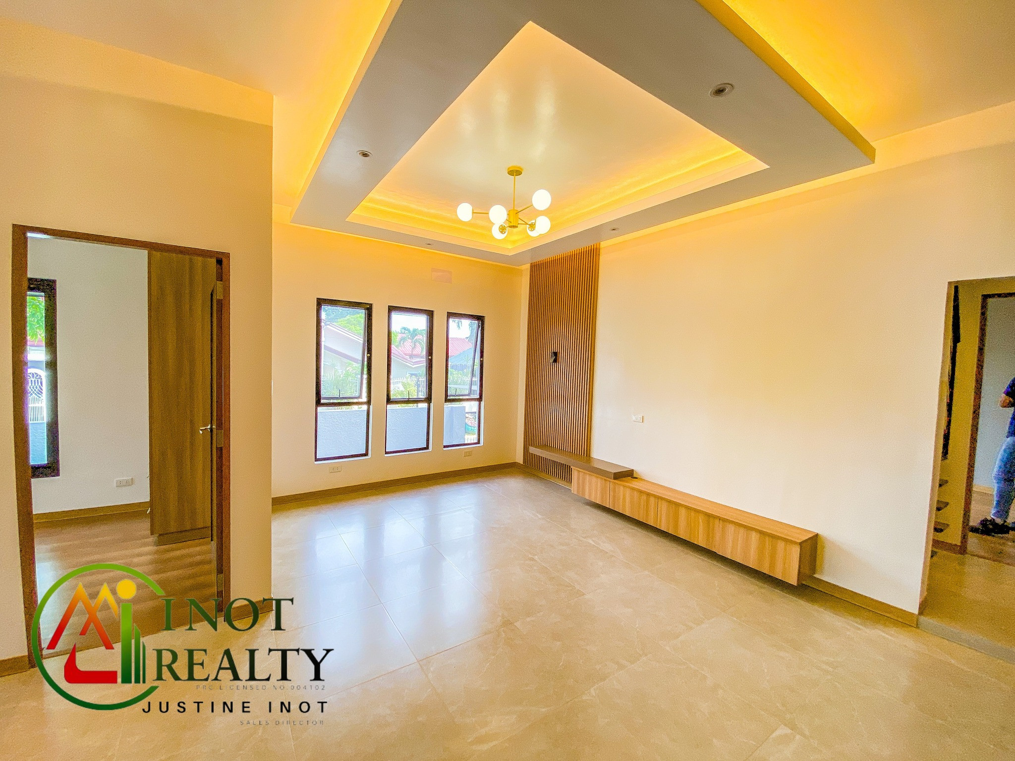 Modern Asian Contemporary House photo 5