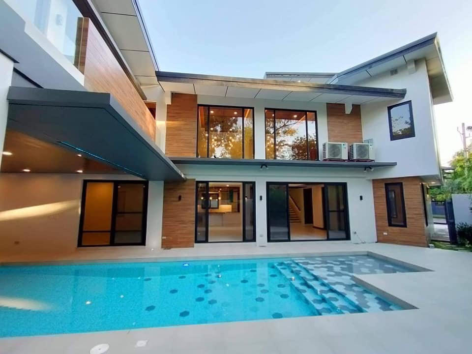 3 Storey Ayala Alabang Village House For Sale photo 1