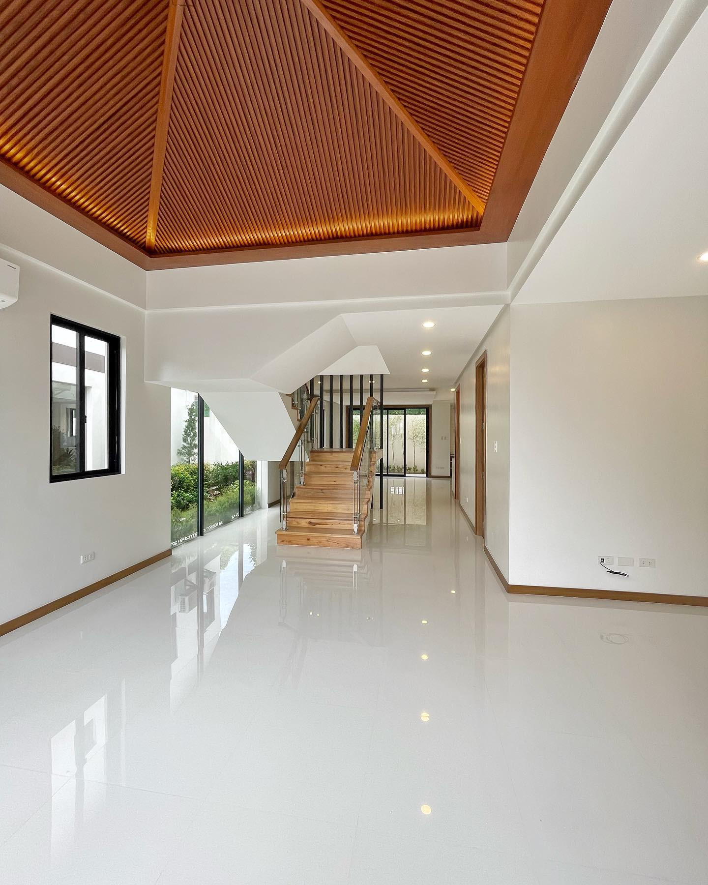 Brand New Modern House for Sale in BF Homes Paranaque City photo 4