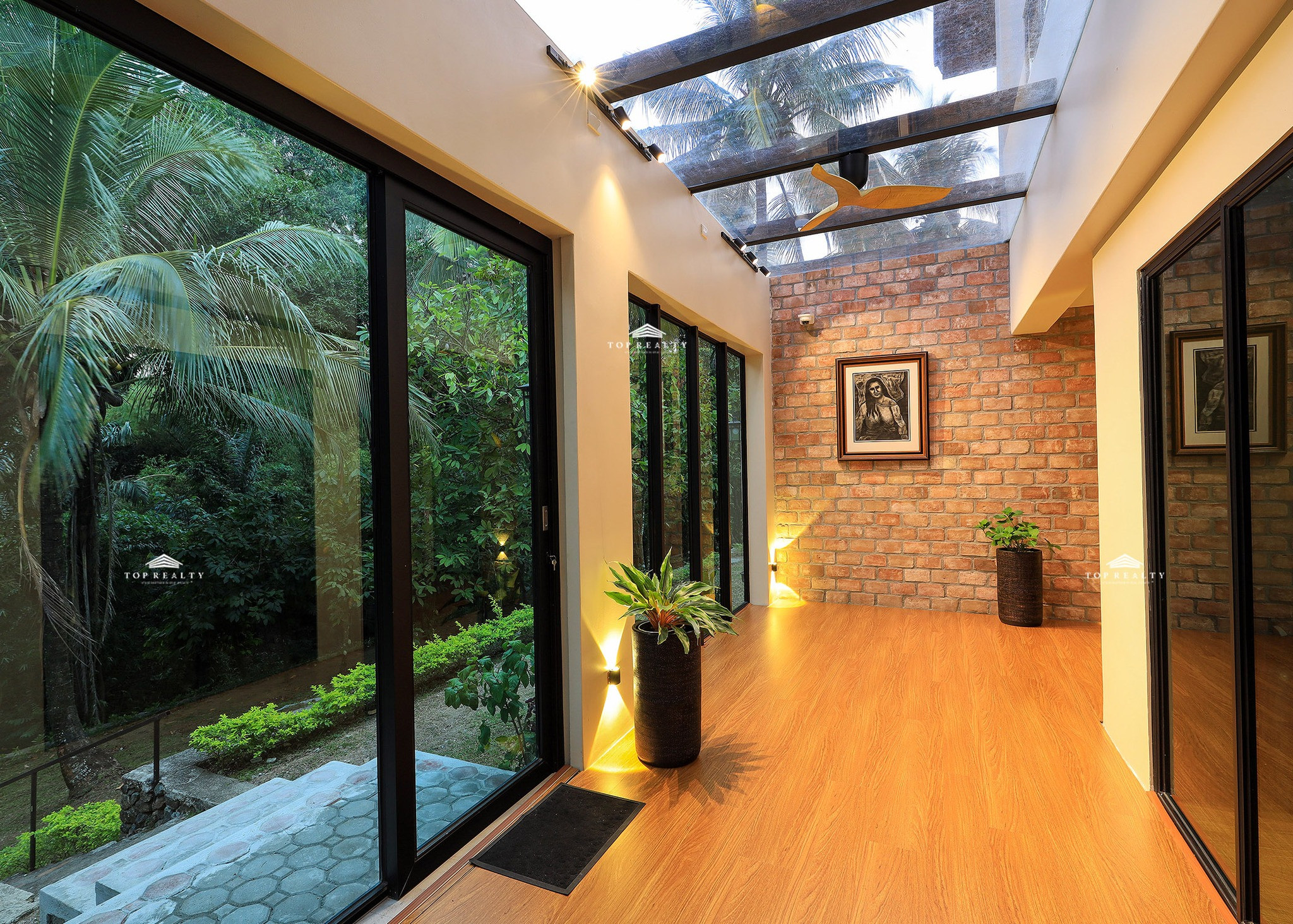 Modern Rustic House and Lot in the middle of a sprawling land photo 2