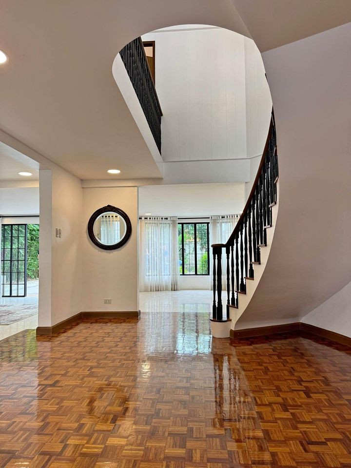 DASMARINAS VILLAGE House & Lot photo 3