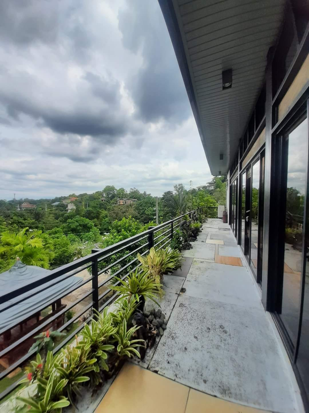 FLOOD FREE AND ELEGANT HOUSE AND LOT FOR SALE IN TIMBERLAND SAN MATEO photo 3