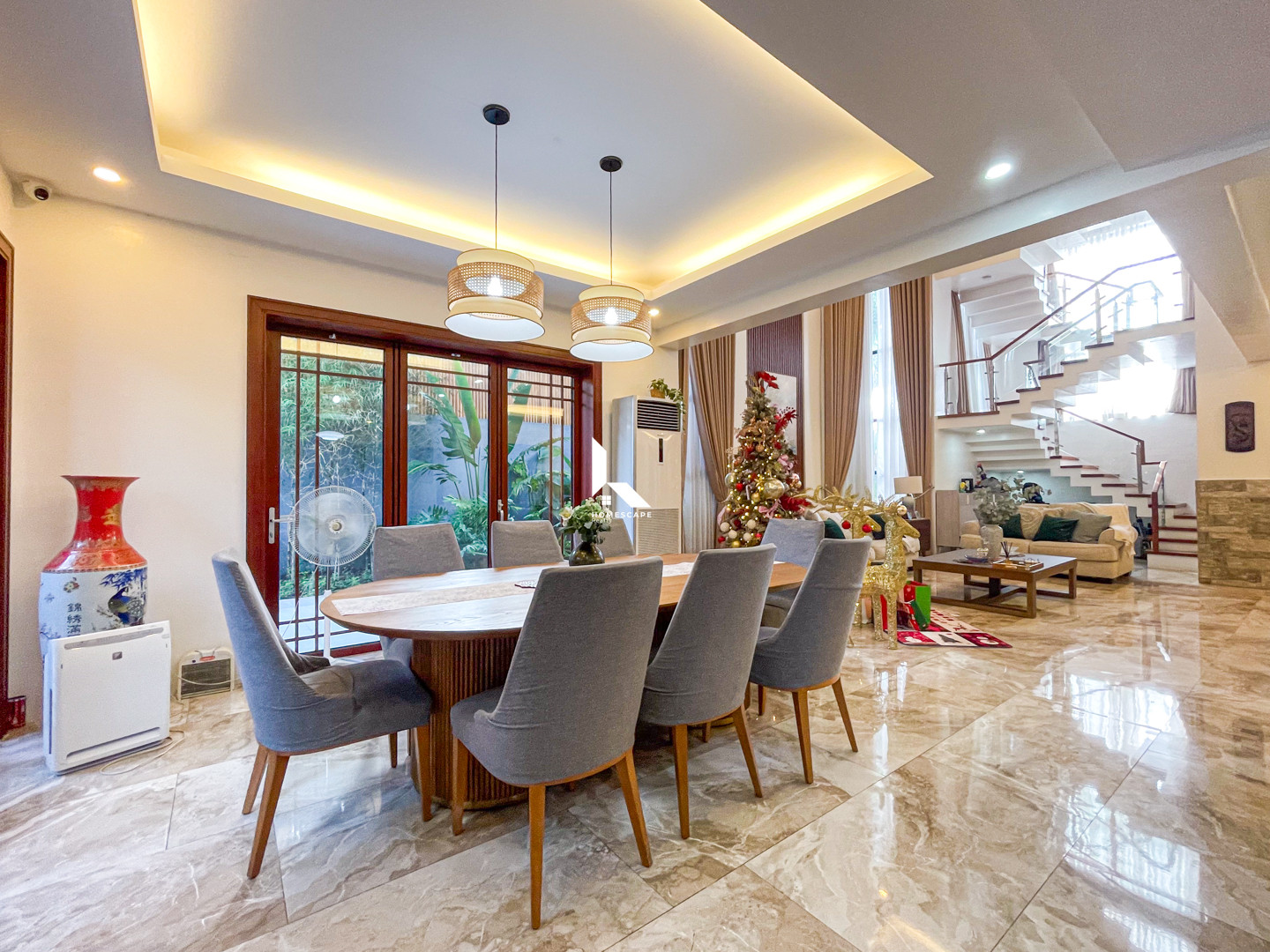 Modern Contemporary 3-Storey House and Lot in Marcelo Green Village photo 5
