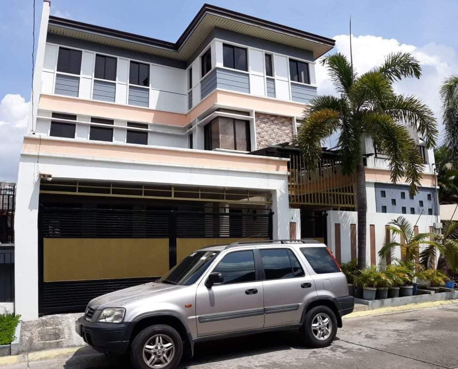 HOUSE FOR RENT OR SALE IN BF RESORT VILLAGE, LAS PIÑAS CITY photo 1