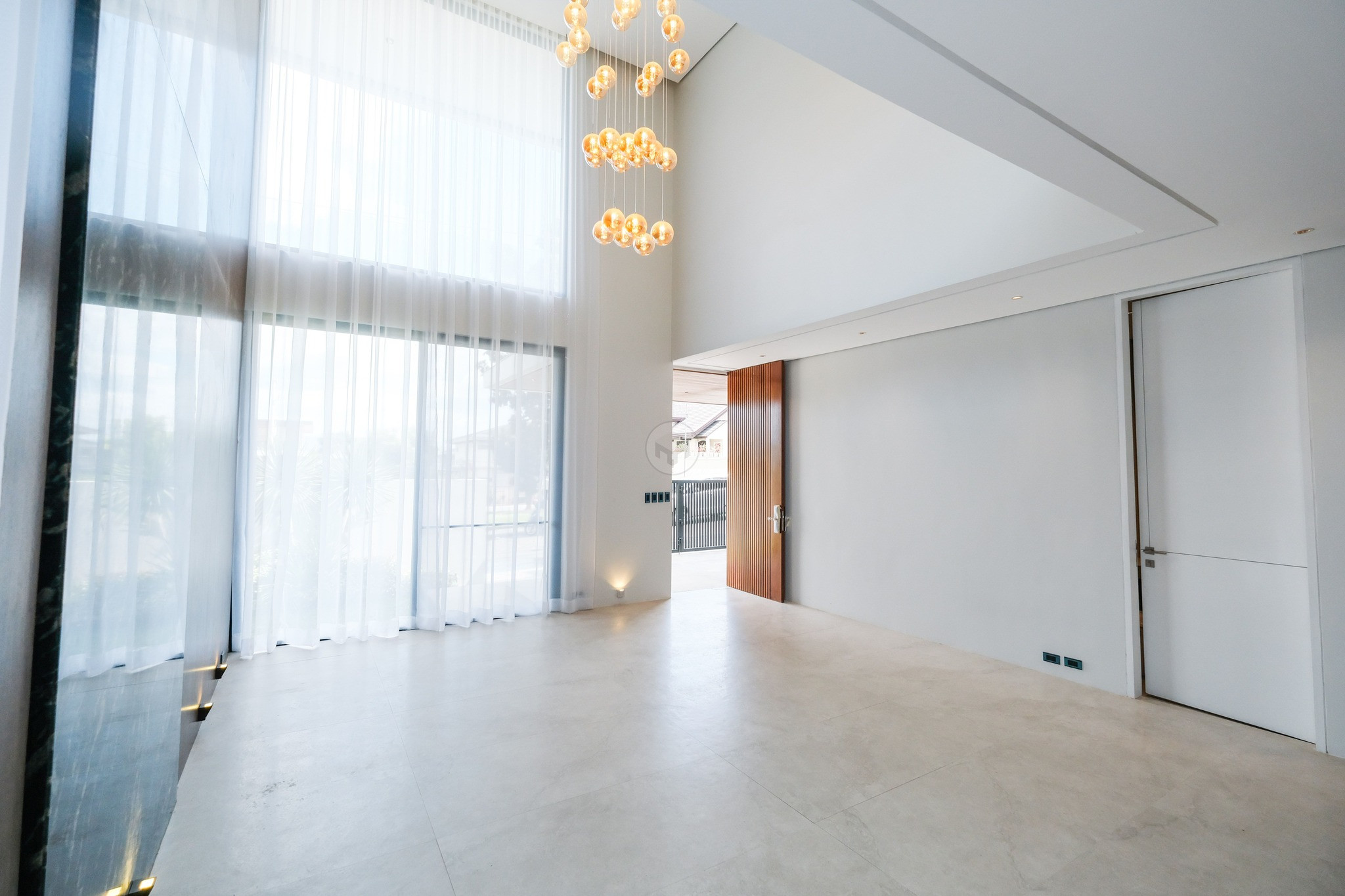 Explorethis Brilliant 4-Bedroom Home in Tivoli Royale, Quezon City photo 4
