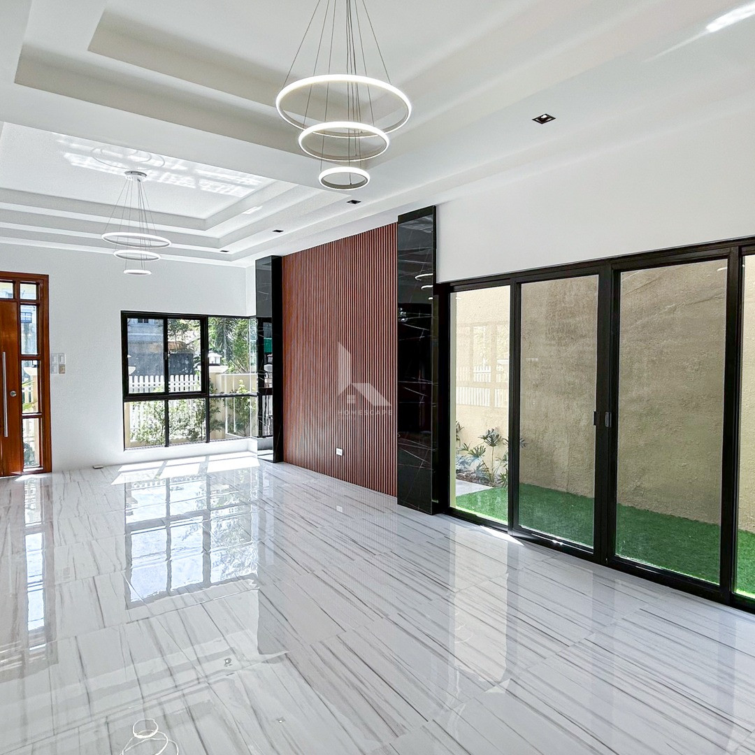 Superb Modern Contemporary Home For Sale in Filinvest East Homes, Cainta Rizal photo 2