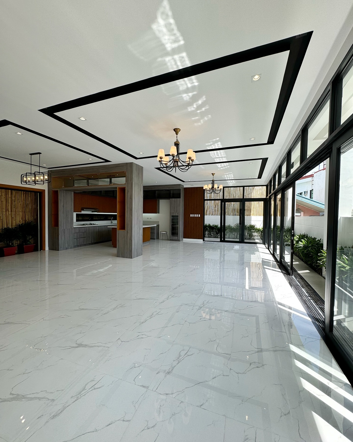 Brand New 6-bedroom Modern Tropical House for Sale photo 2
