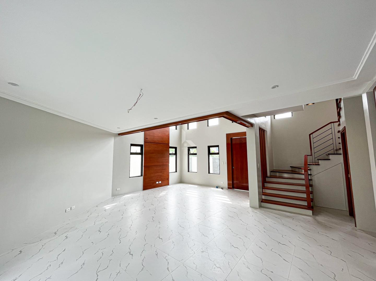3 Storey Modern House and Lot with a Swimming Pool photo 2