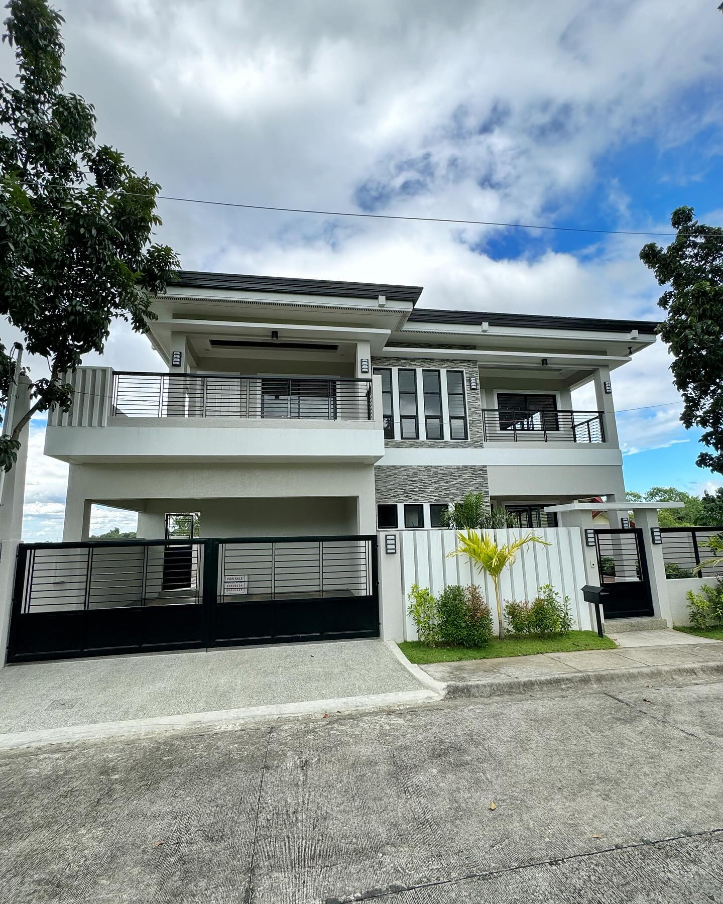 Brand New Contemporary House in Havila Taytay photo 1