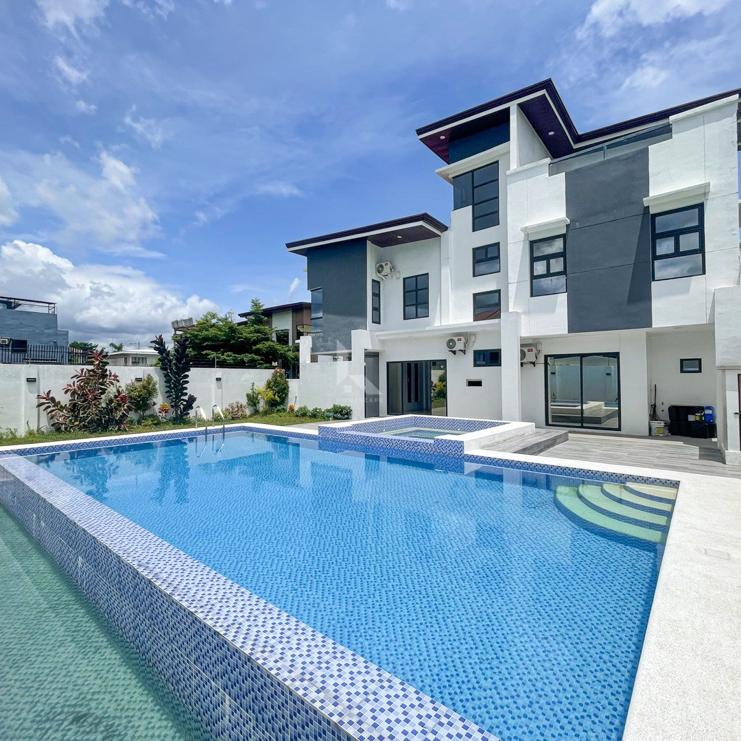 Sophisticated Modern Contemporary House and Lot For Sale photo 1