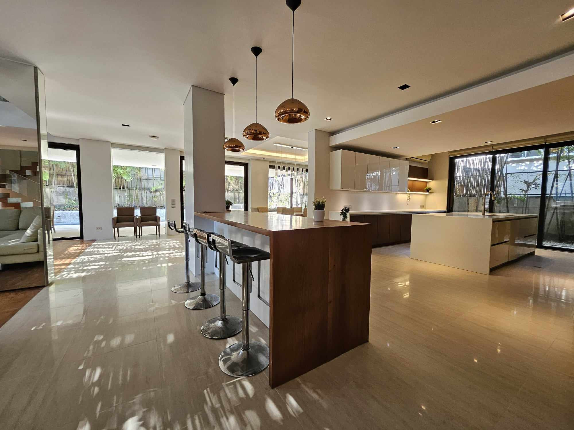 Stately 4 Bedroom House and Lot for Sale in Ayala Alabang Village photo 5