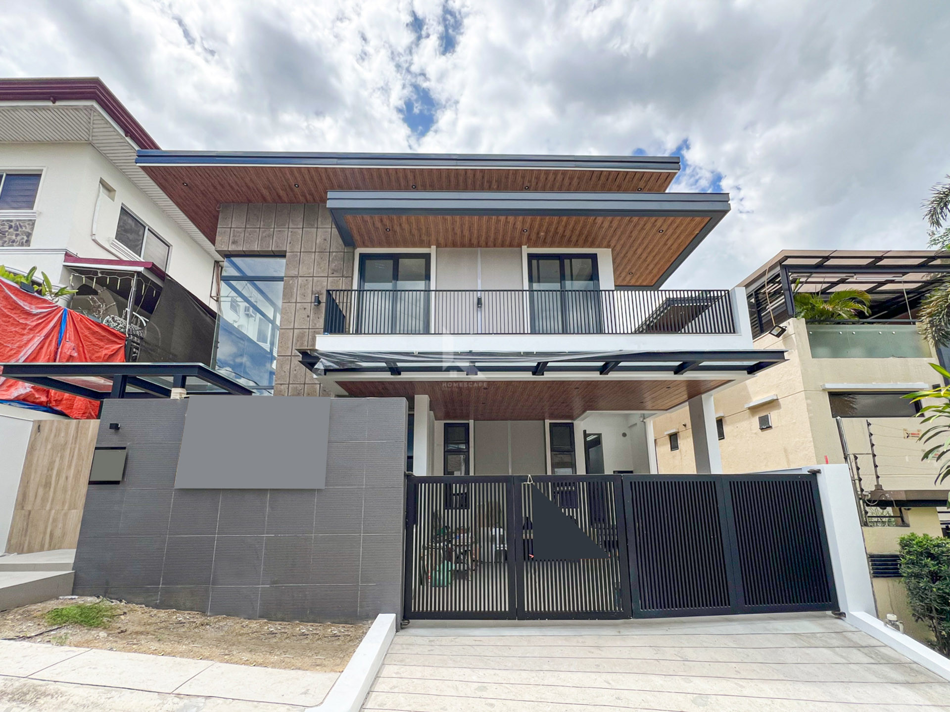 Multi-level Modern Tropical Industrial House and Lot in Filinvest 2 photo 1