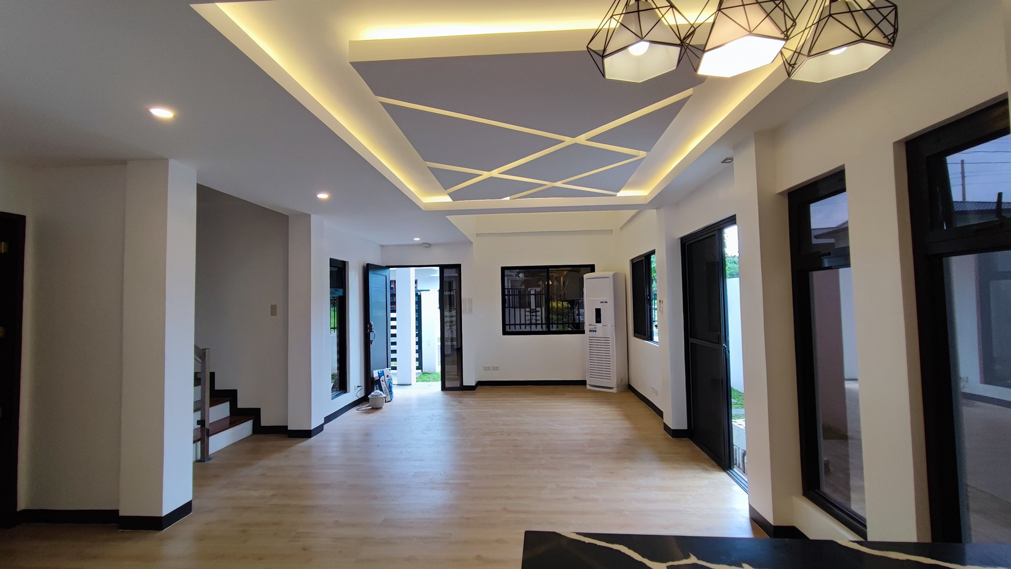 Brand new  modern house for sale in Angeles City exclusive subd. Pampanga photo 2