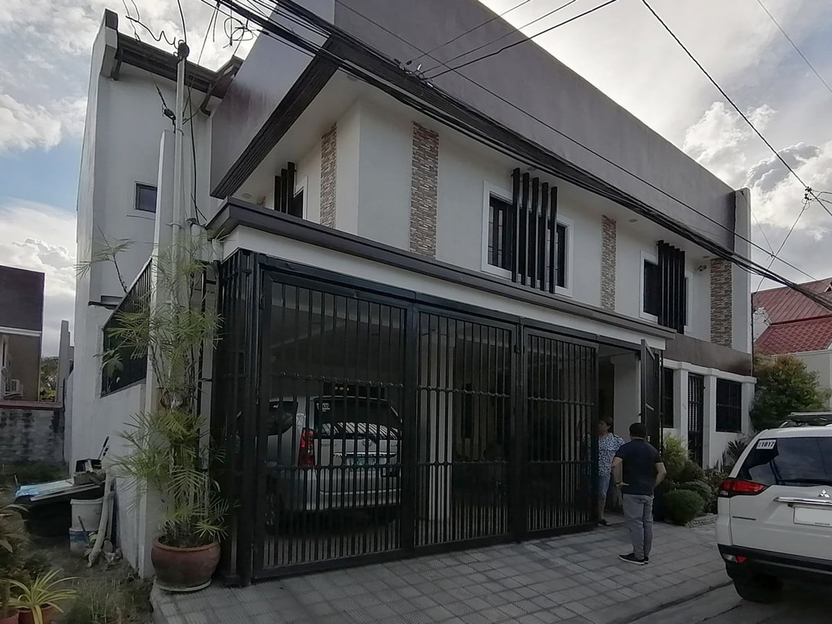 5BR/4Ba Detached Home In Citadella Village Las Piñas photo 1