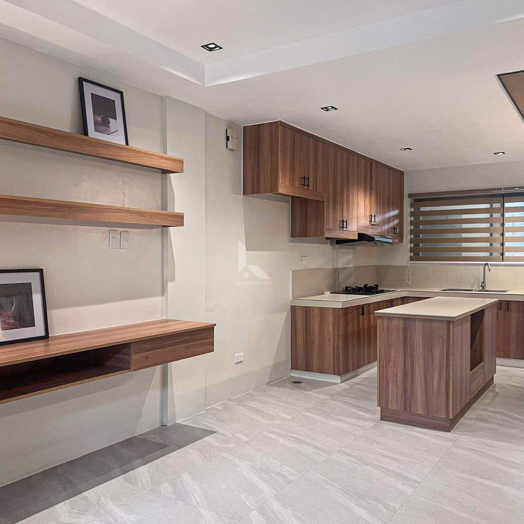 Pleasing Contemporary House and Lot For Sale photo 4