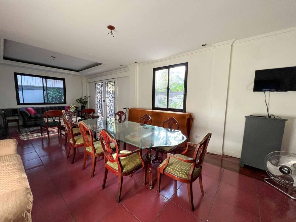 Capitol Hills Golf Subdivision | Well Maintain 3 Bedroom 3BR Modern French style photo 5