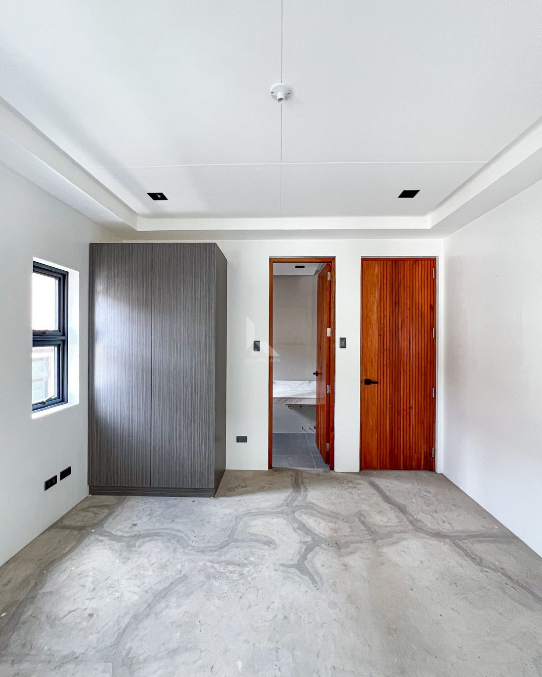 Superb Modern Industrial House and Lot photo 4