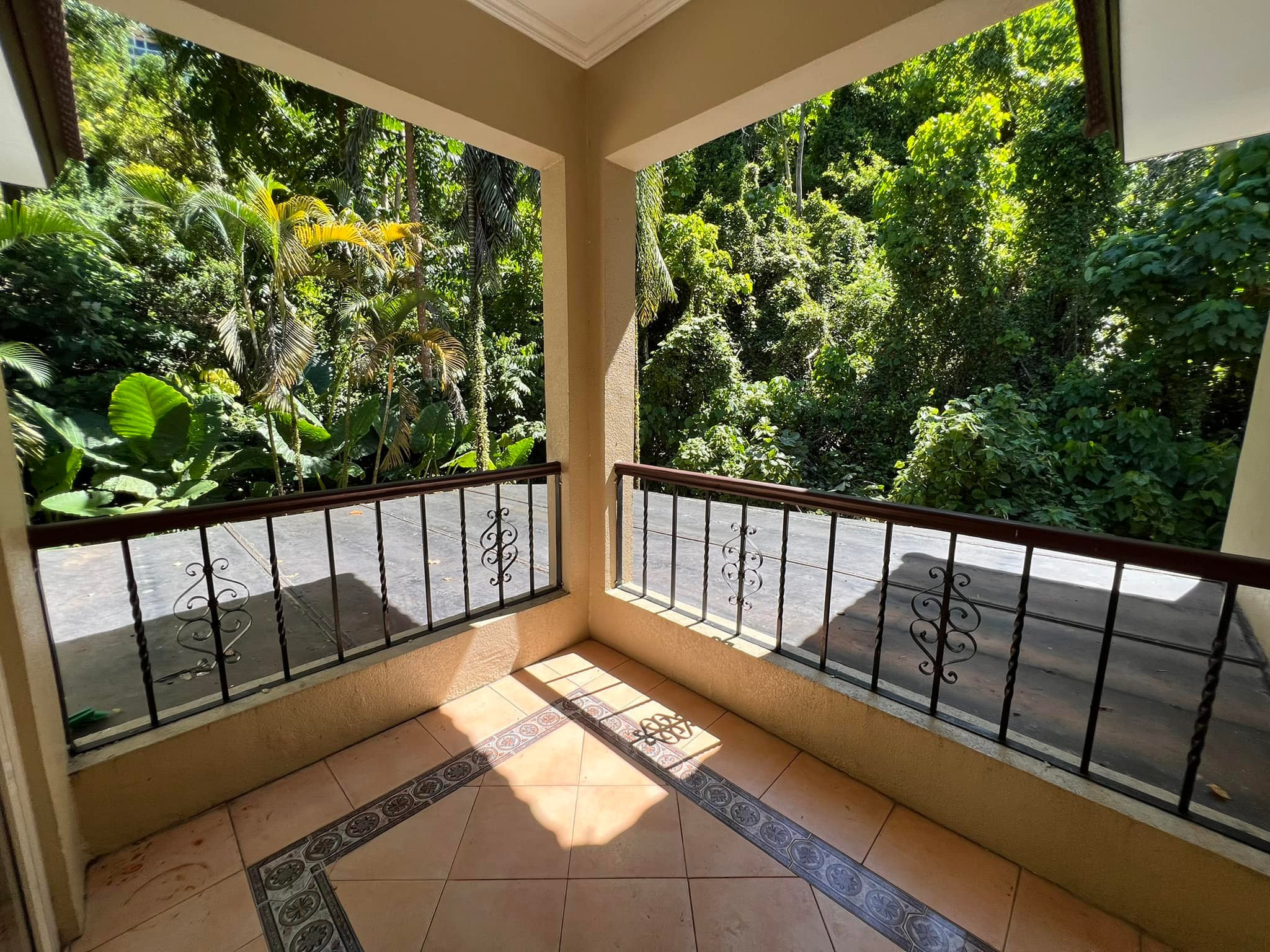 House and Lot For Sale In Maria Luisa Banilad Cebu City photo 3