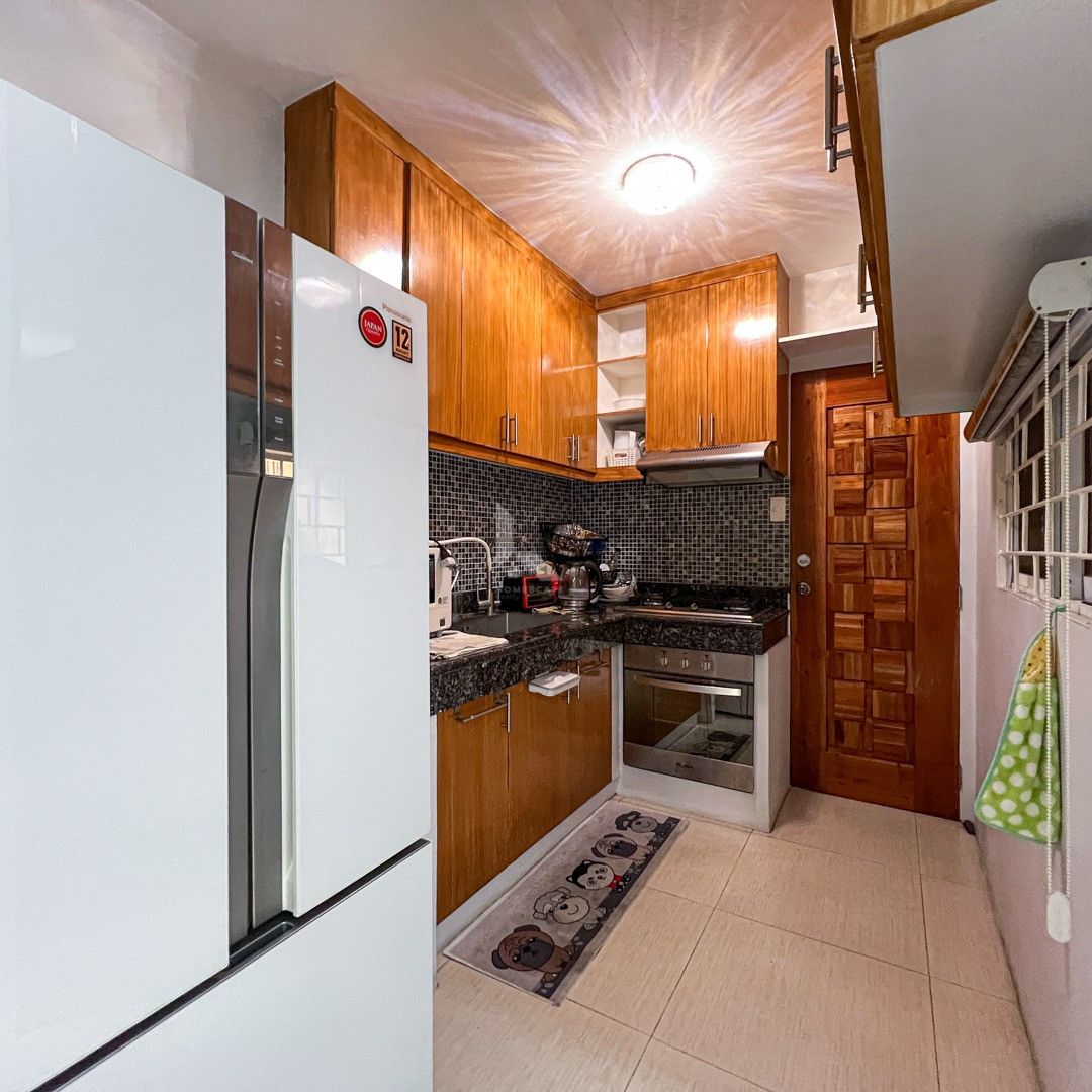Vast Semi-Furnished Corner House and Lot For Sale photo 5