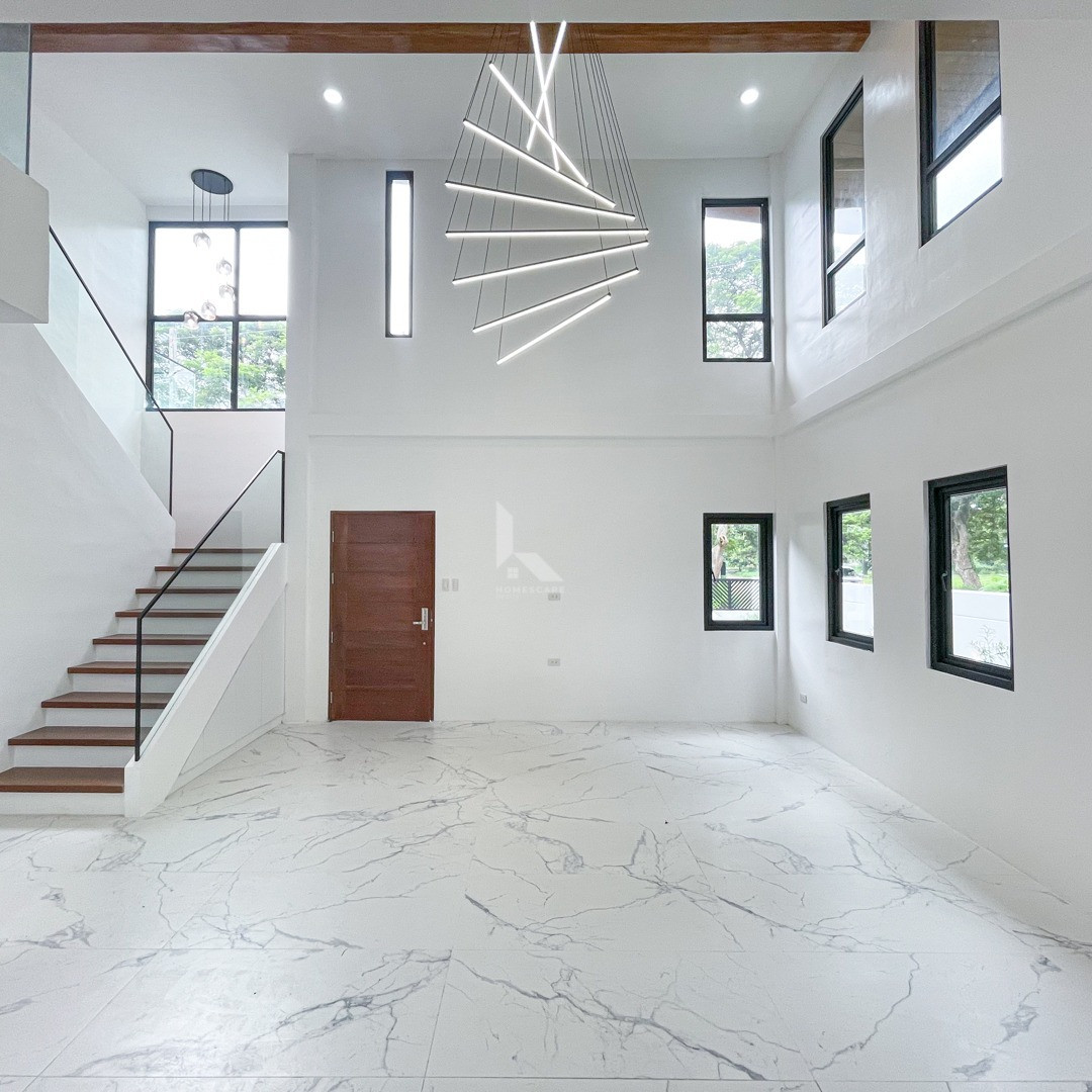 Stylish Modern Contemporary House and Lot For Sale at Orchard Residential Estate photo 3