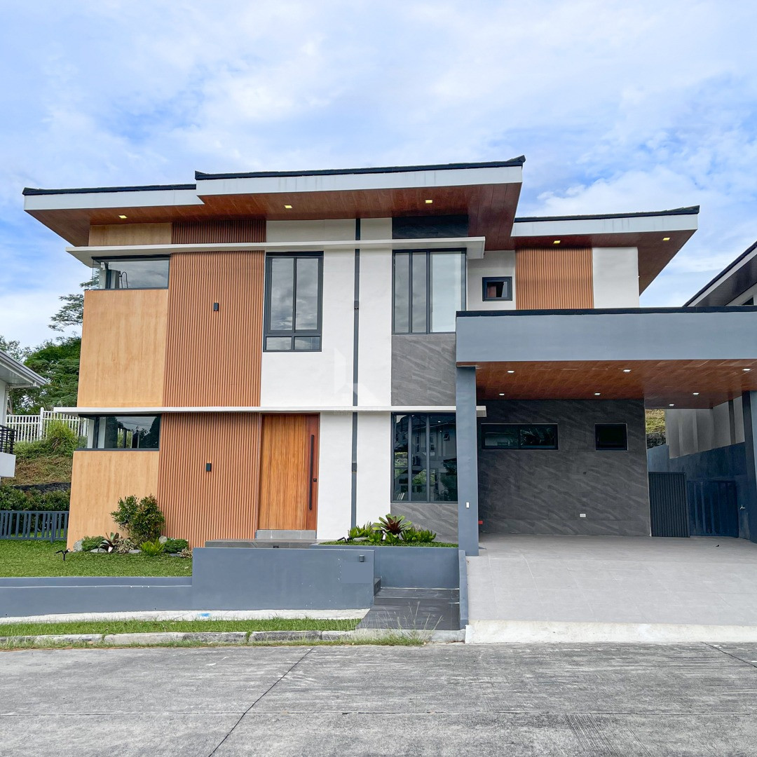 Impeccable Modern Contemporary House and Lot For Sale photo 1