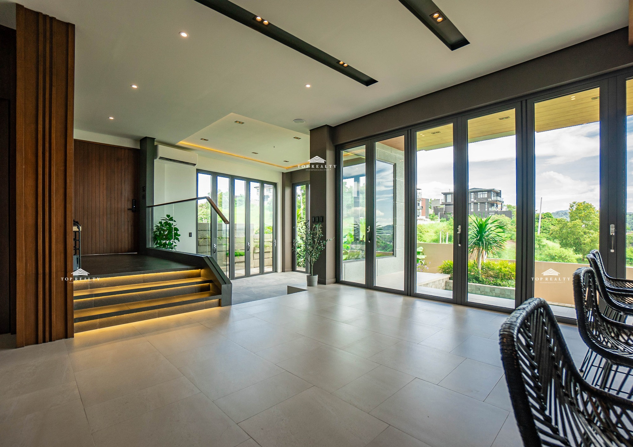 Sun Valley Estates photo 3
