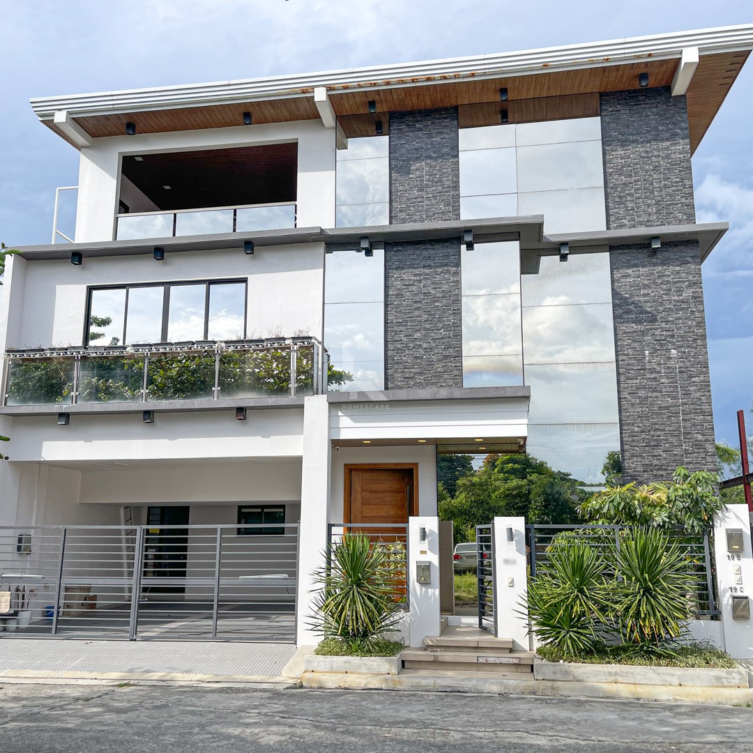 Fully Furnished Elegant House and Lot For Sale photo 1