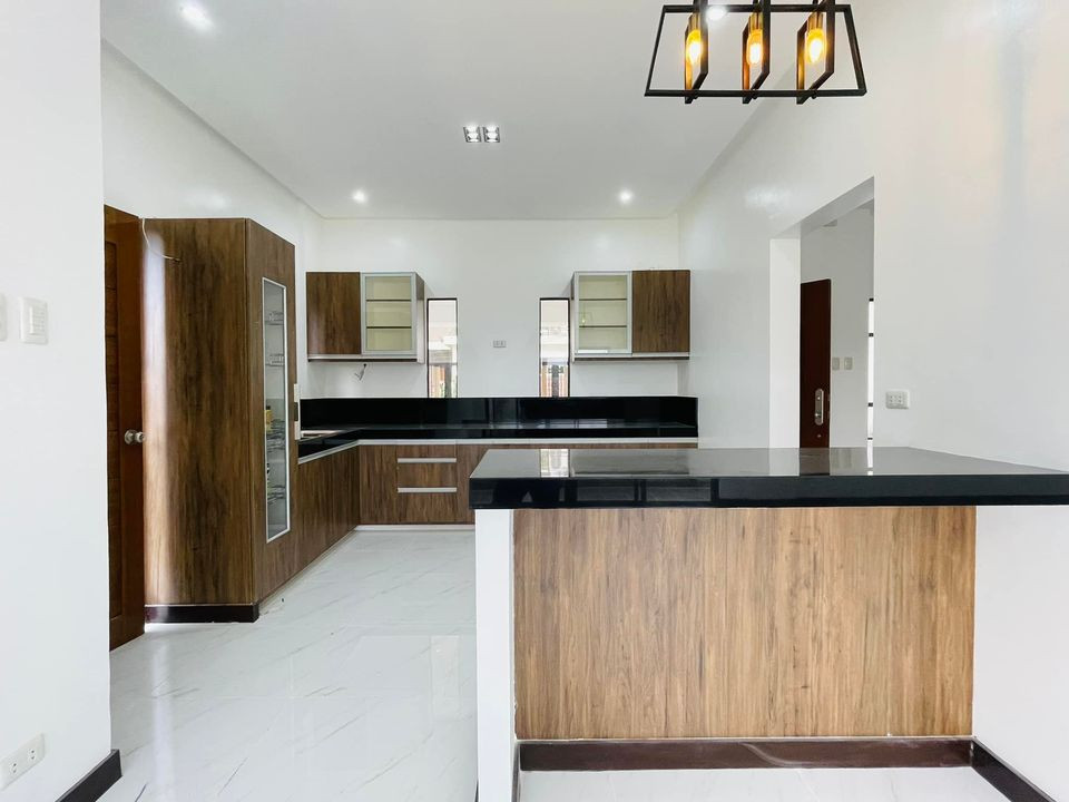 4 Bedroom Brandnew House For Sale In Greenwoods Exec Village Pasig photo 4