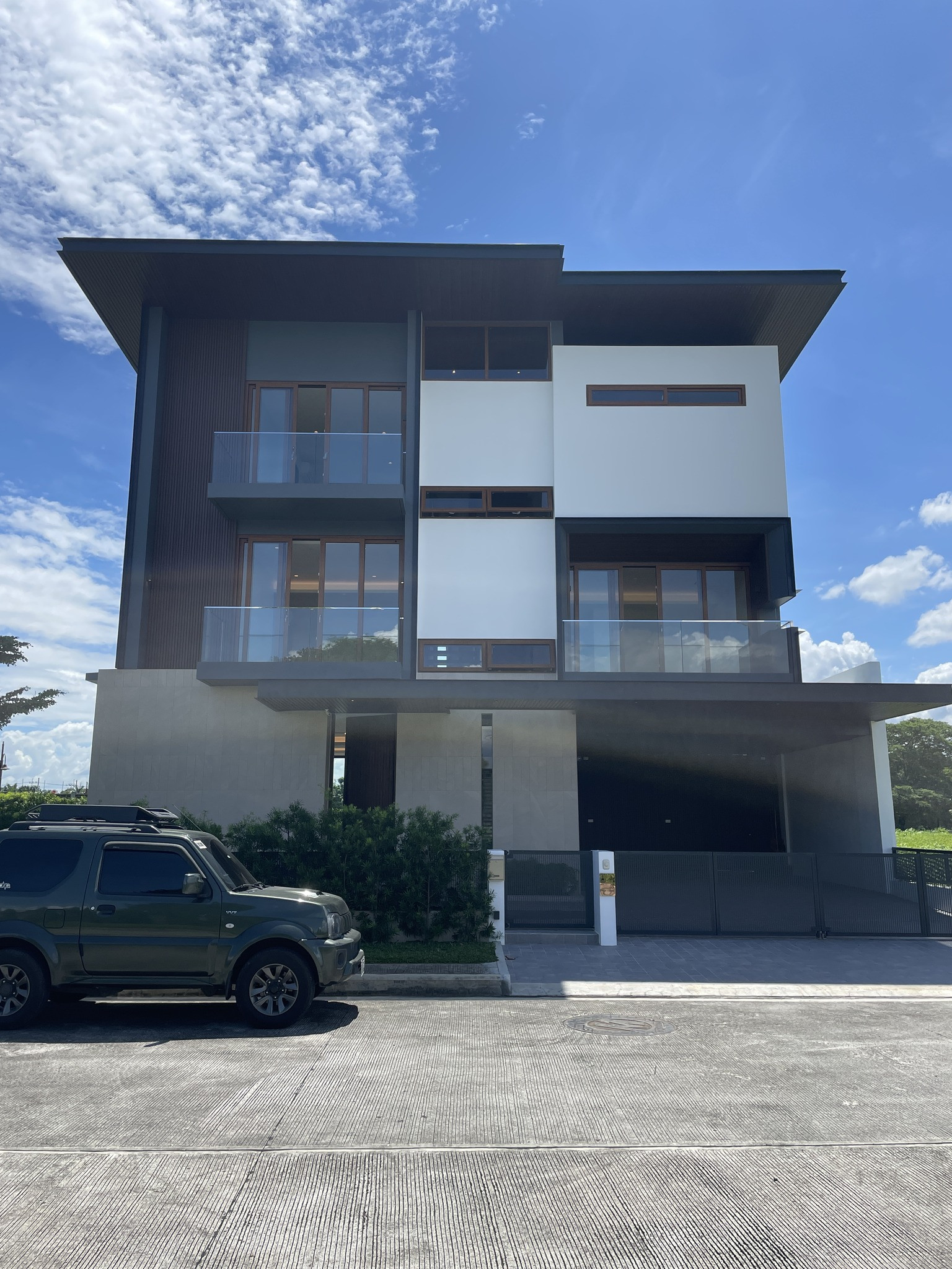 Own this Brand-New Contemporary 3-Storey House in Alabang West photo 1