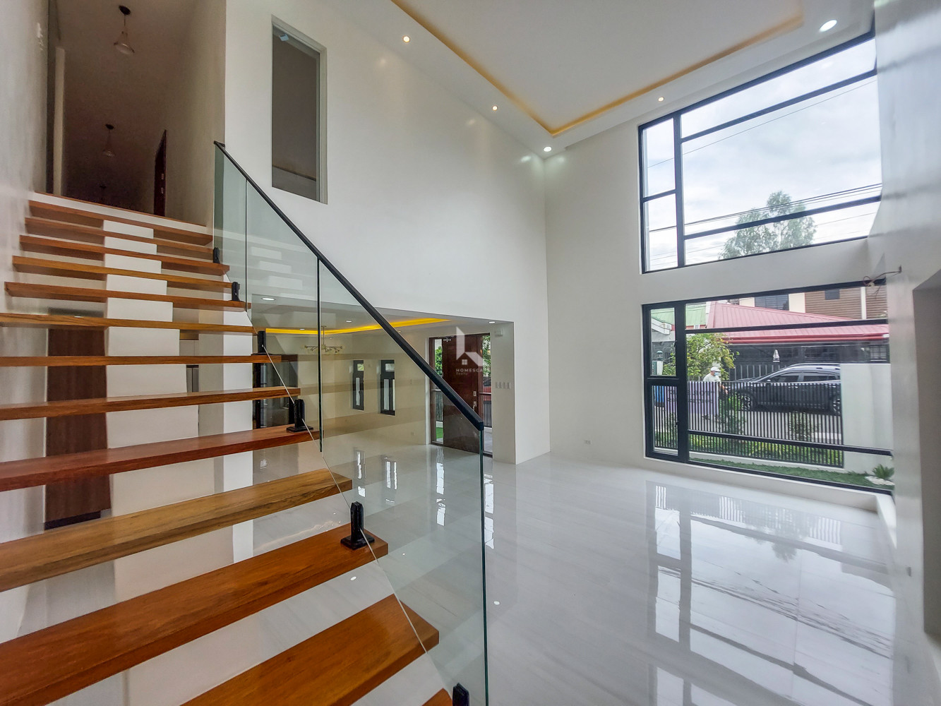 Brand New 2 Storey Corner House and Lot for Sale in Merville Park photo 3