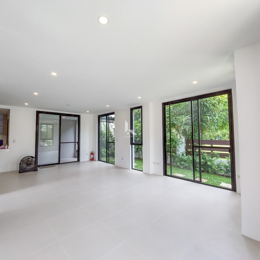 Modern 2 storey house for sale designed with captivating large windows photo 3