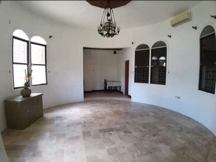 House and Lot for Sale in Guadalupe Heights Subdivision photo 5