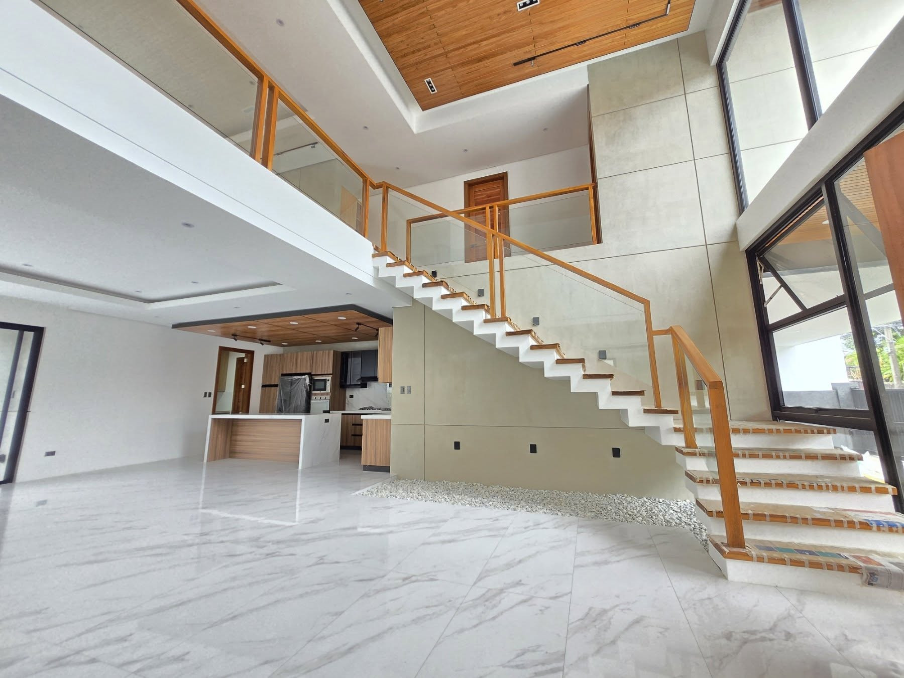 Own this Brand-New 6-Bedroom House photo 4