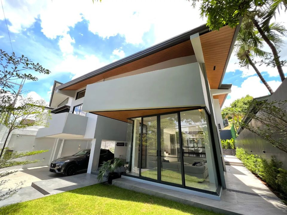 Ultramodern Brand New House and Lot For Sale photo 3