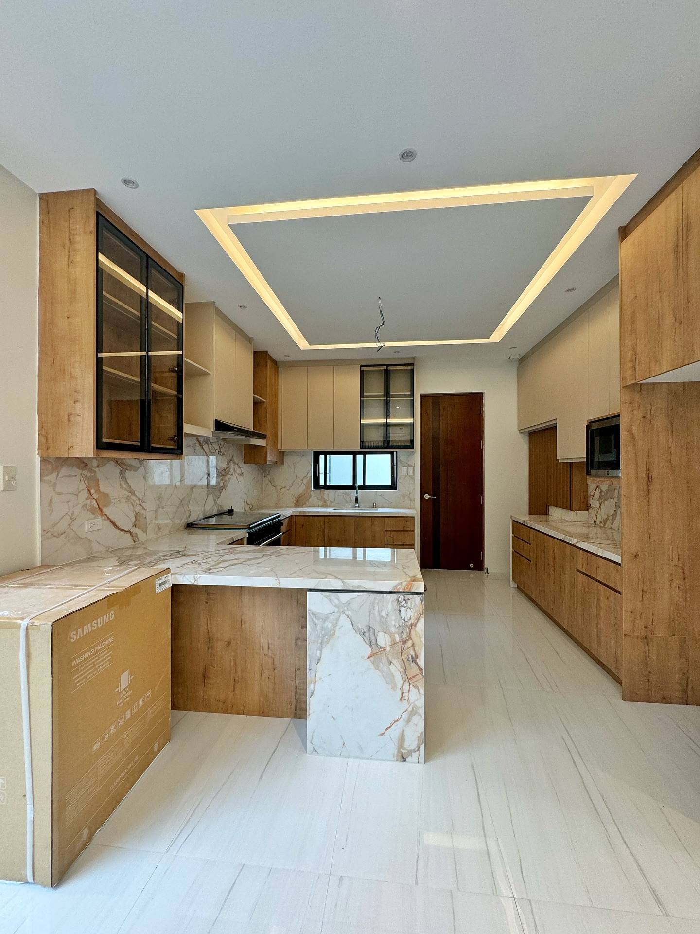 Brand New Modern House for Sale photo 4