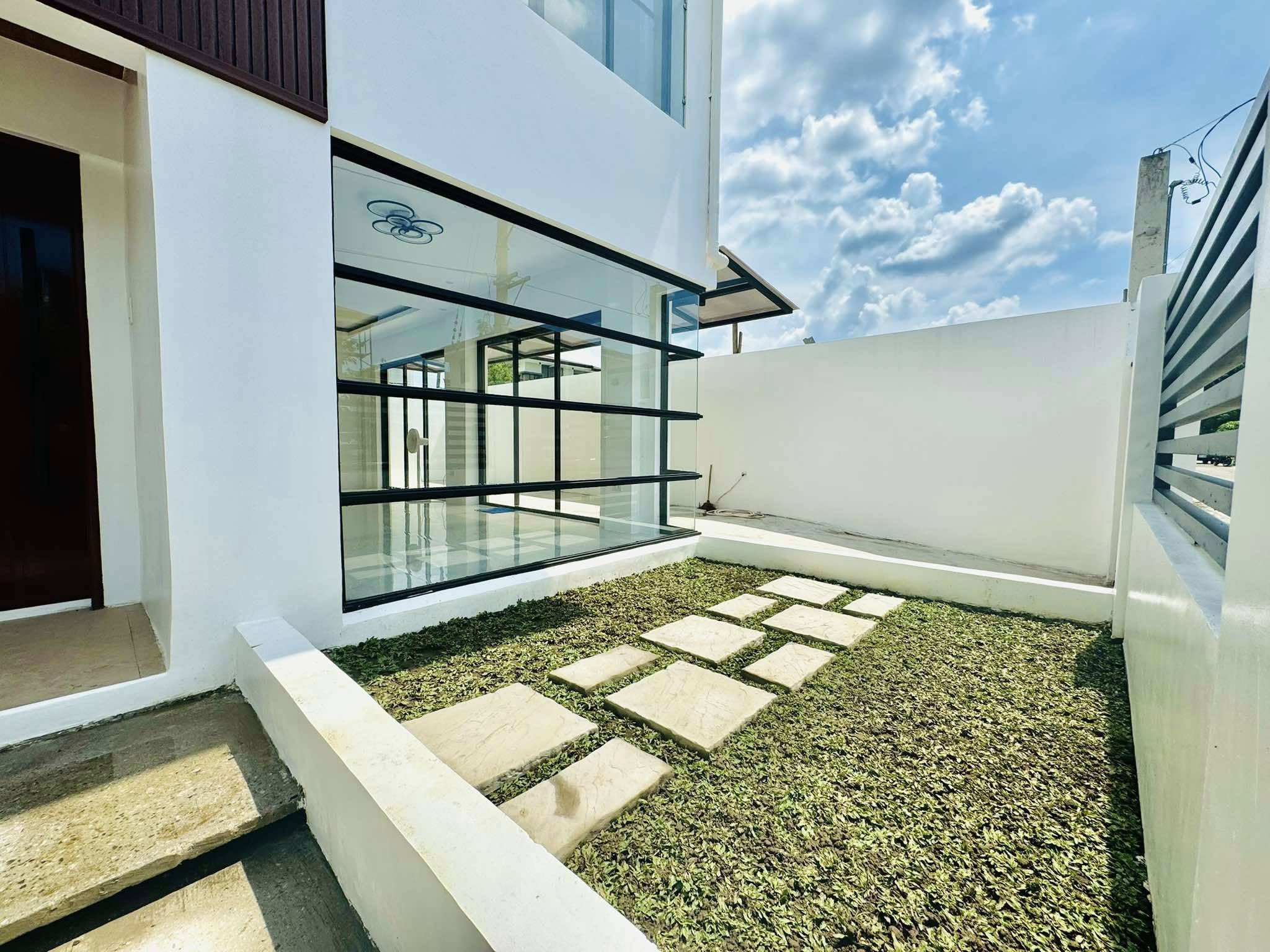 Brand-New Modern Minimalist Home in Avida Settings, Nuvali photo 2