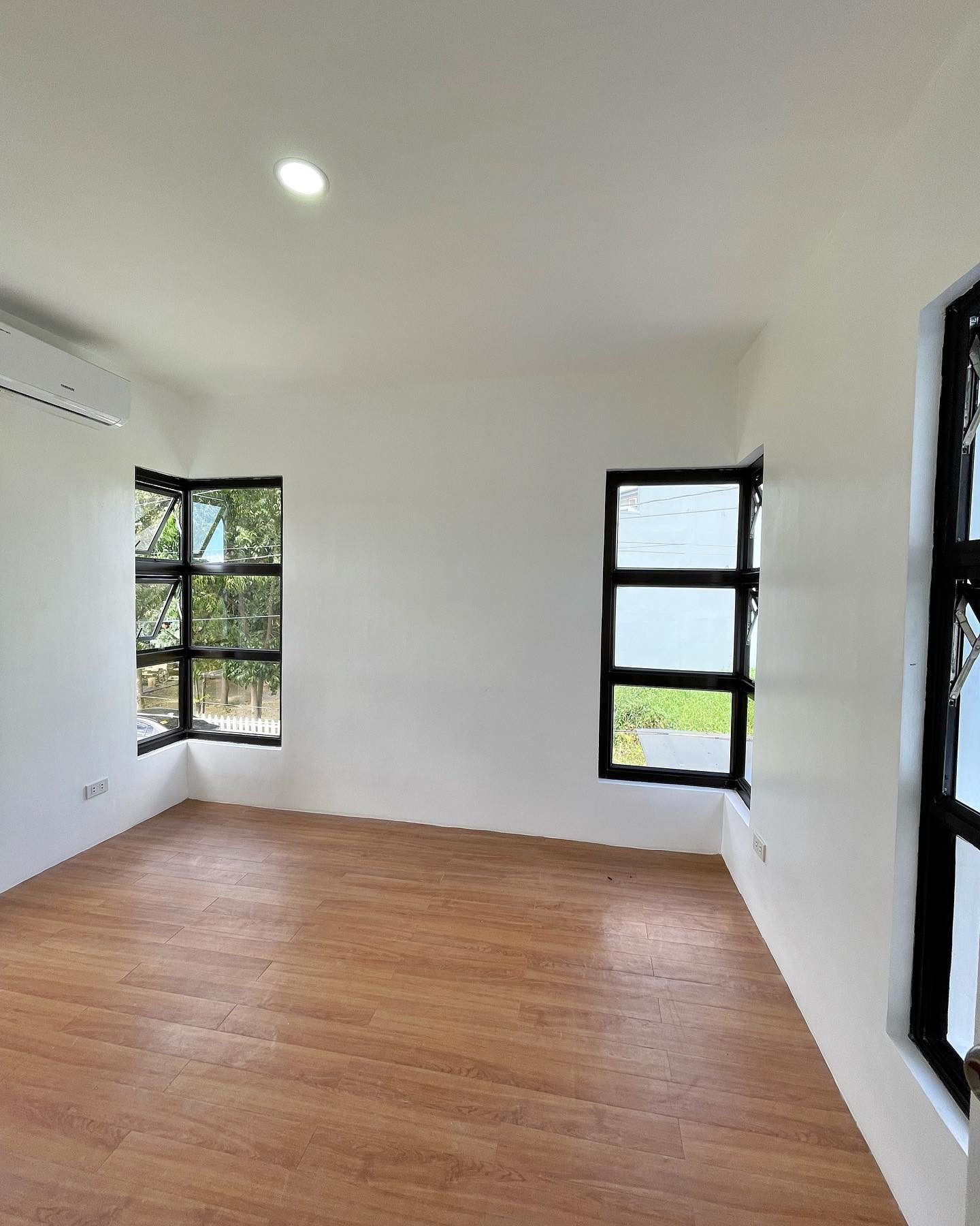 Brand New 2-Storey House for Sale in Greenwoods Executive Village photo 3