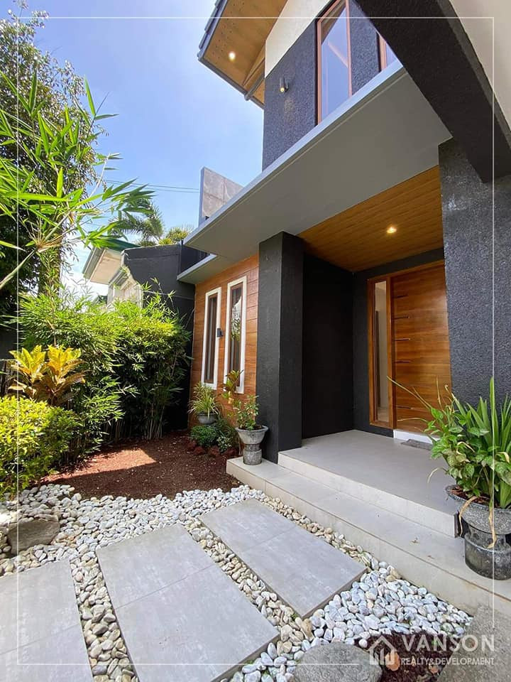 BF HOMES PARAÑAQUE HOUSE AND LOT FOR SALE photo 2