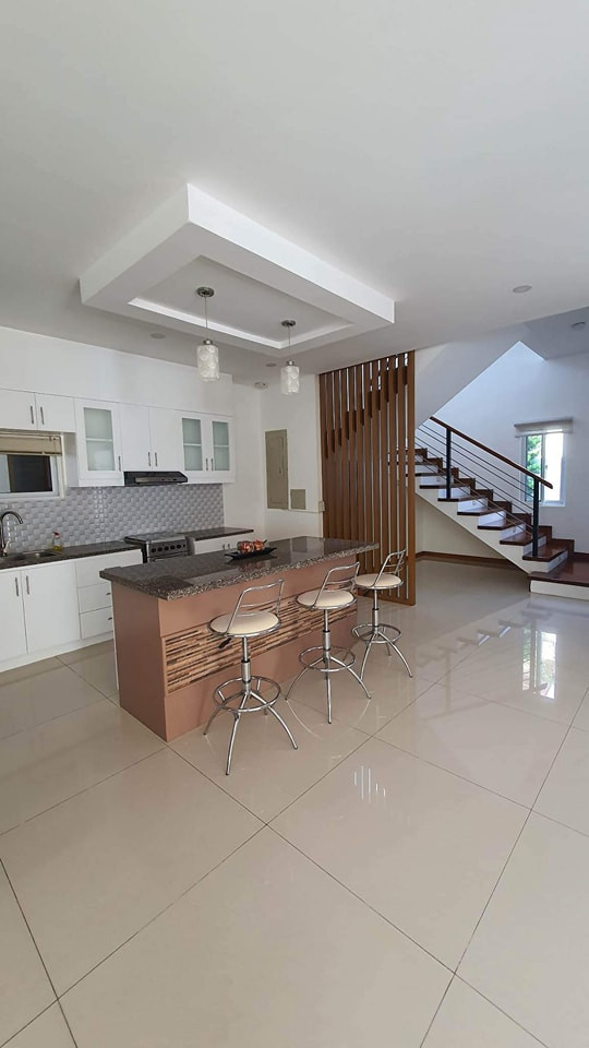House and lot for sale in an Exclusive Subdivision in Angeles City photo 5