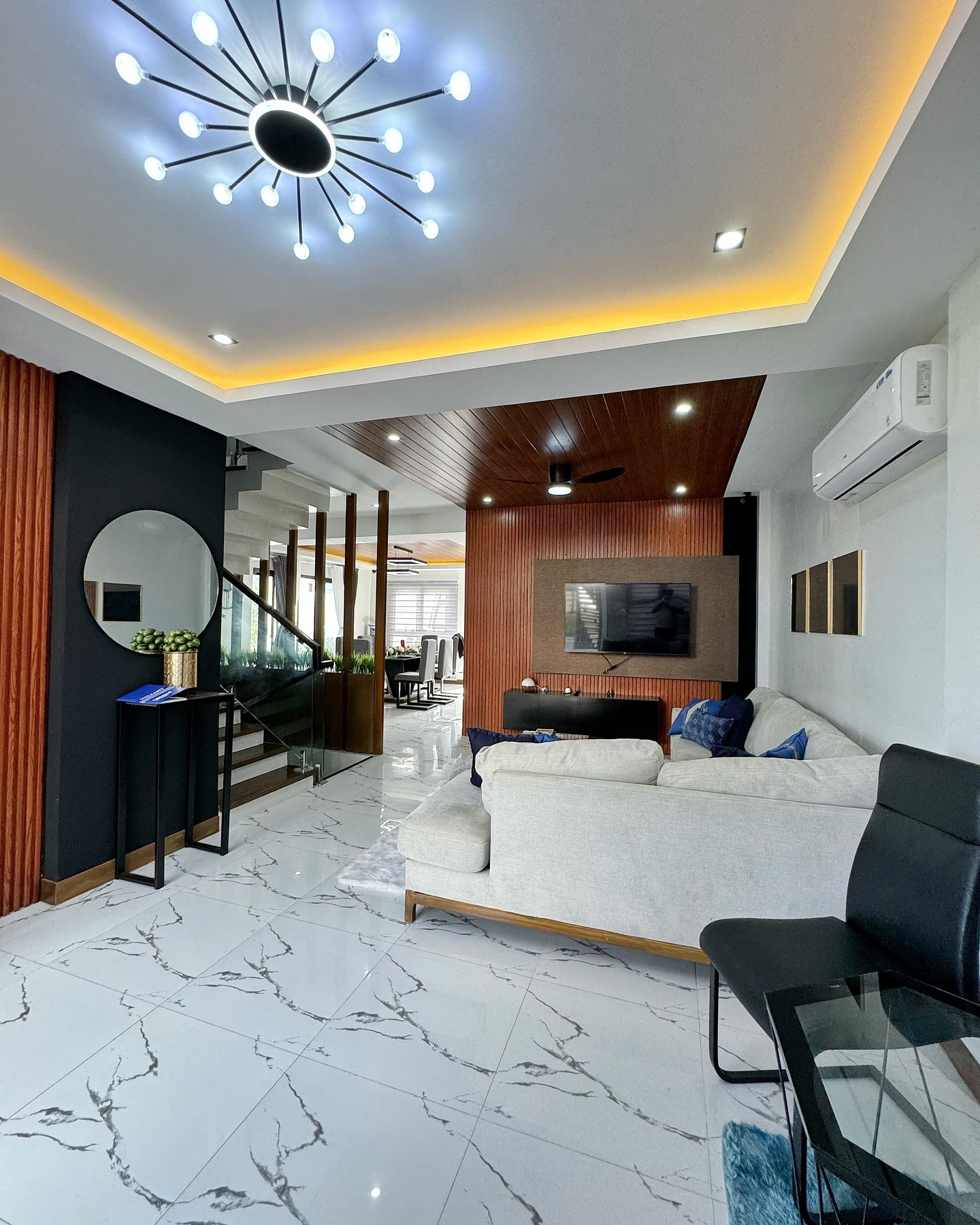 Modern Brand New Fully Furnished House for Sale in Greenwoods Executive Village photo 3