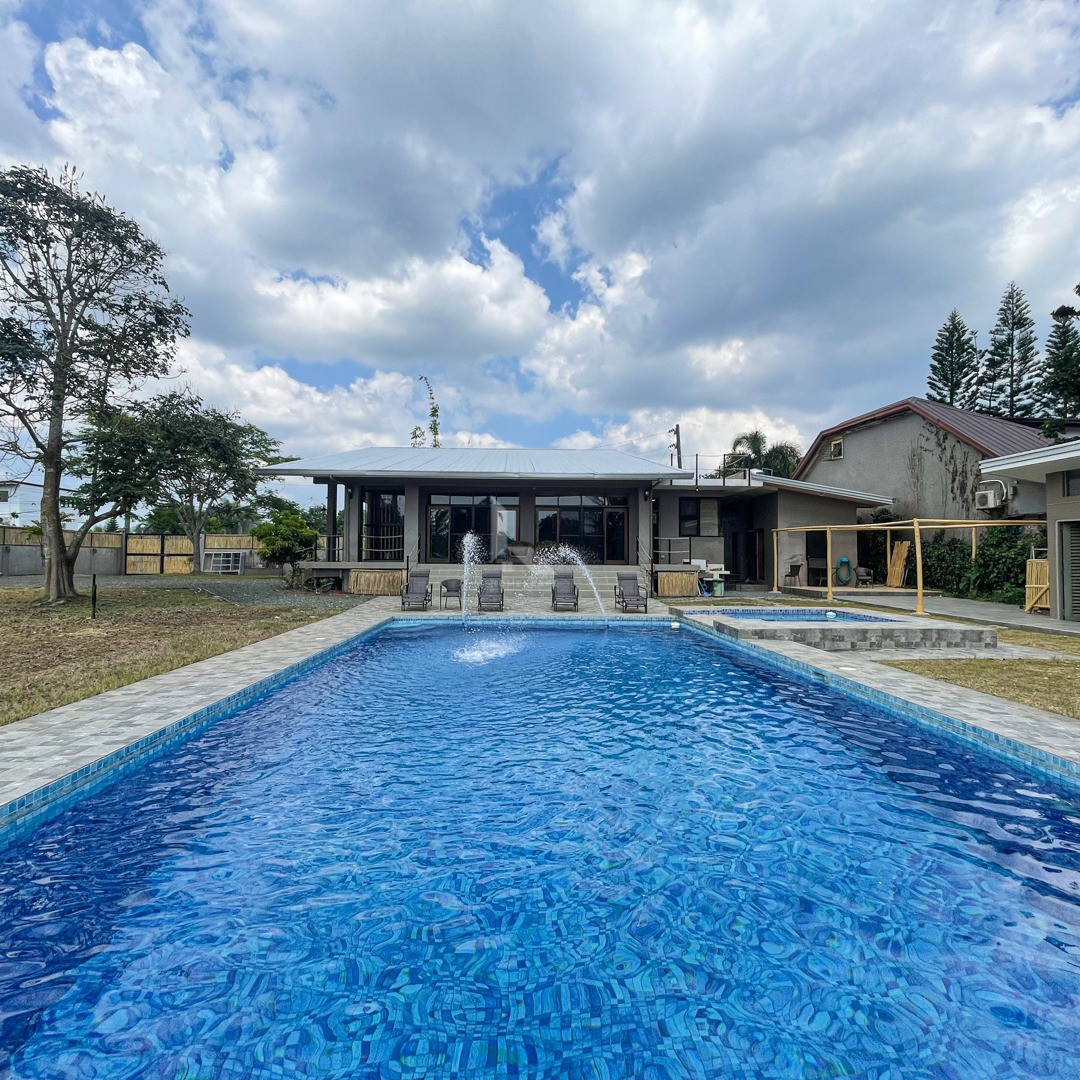 Cozy Modern Tropical House and Lot For Sale in Silang, Cavite photo 3
