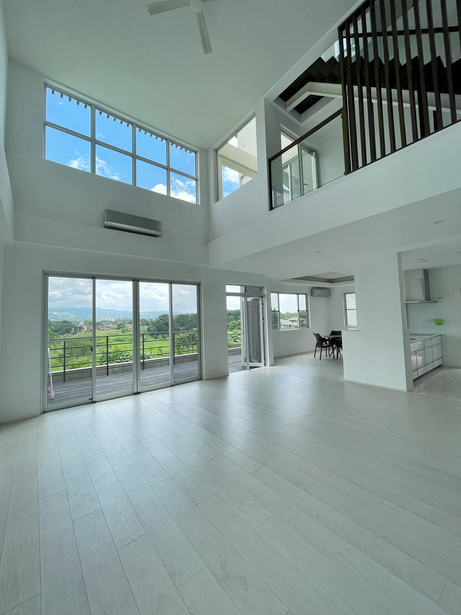Elegant Innovative Modern Japanese House with best quality materials from Japan photo 2