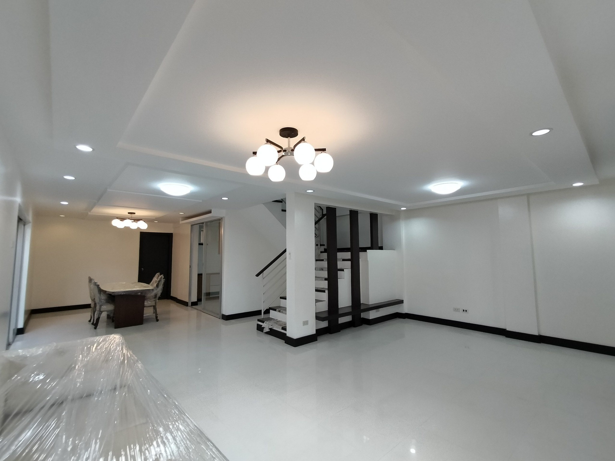 House for Sale in Bf Homes Las Pinas photo 2