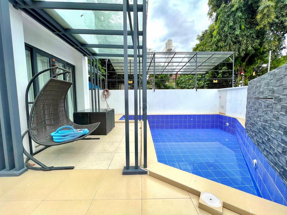 Filinvest 2 QC House & Lot For Sale in Batasan Hills photo 2
