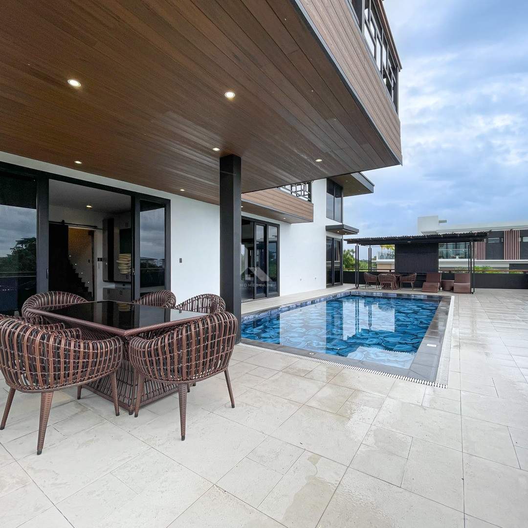 Astounding Fully Furnished Modern Contemporary House and Lot For Sale photo 2